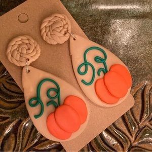 Lightweight Beige Polymer Clay Teardrop Earrings with Fall Pumpkin and Studs
